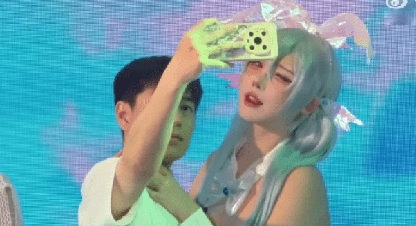 上海BW2025漫展惊现韩国coser，结果被国内coser群攻抵制-9