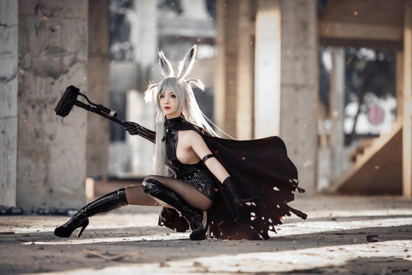 《明日方舟》暴行cosplay图欣赏 (CN:Li画晴)-1 《明日方舟》暴行cosplay图欣赏 (CN:Li画晴)-1