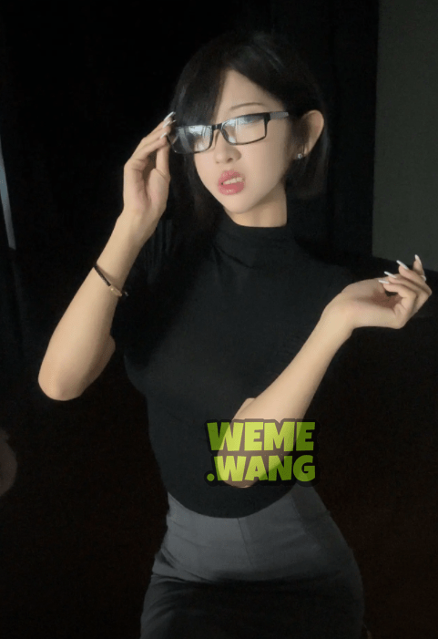 行简：不屑眼神下的时尚与生活，她定义的美不止一面-3