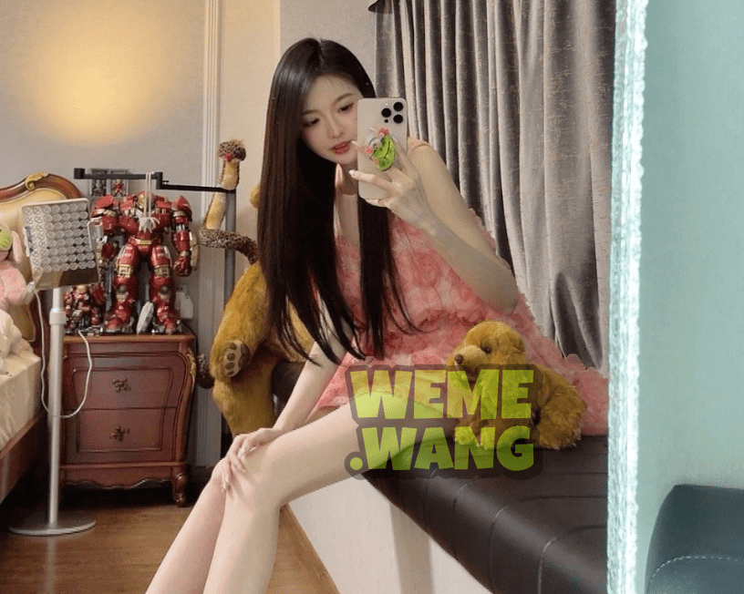 Hh0neyy微密图片，以美为诗的社交媒体缪斯-1