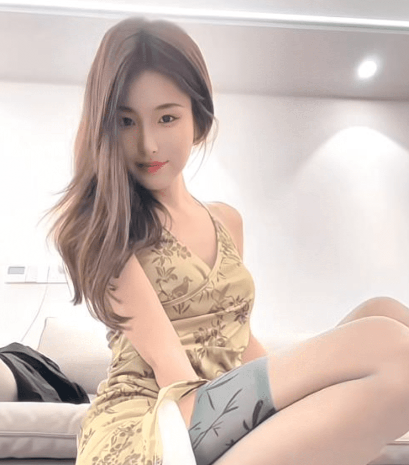 粉红小香猪个人介绍，蕾丝美腿私房写真套图-1