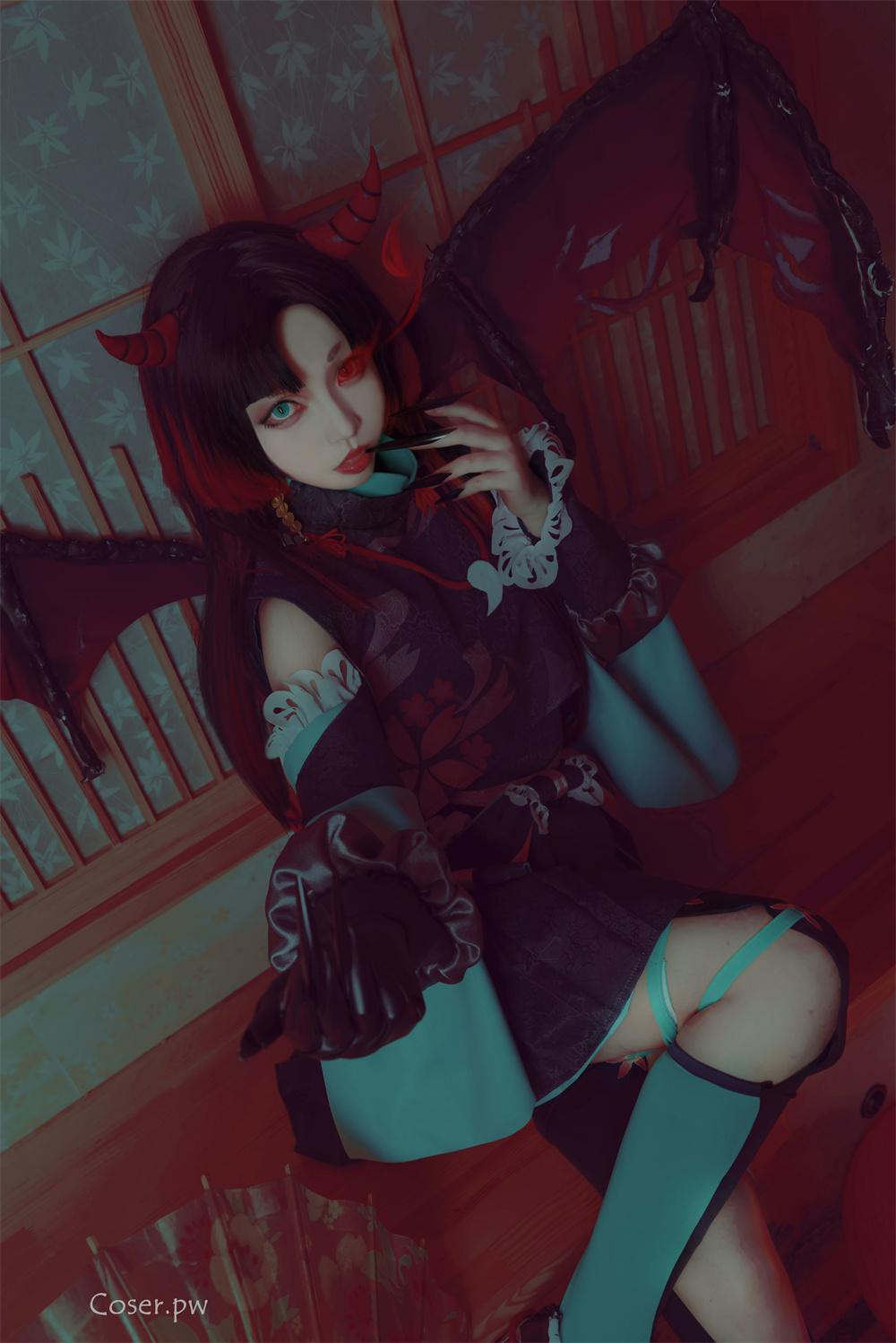 白易子教主专属私房美图图包“女神级”存在-1