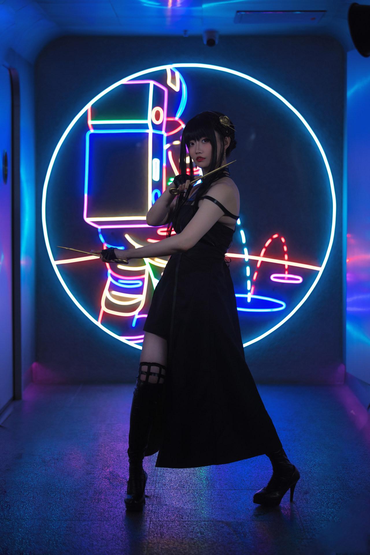 《间谍×过家家》荆棘公主约尔COS真人图 (CN：梁月曦Luna)-5