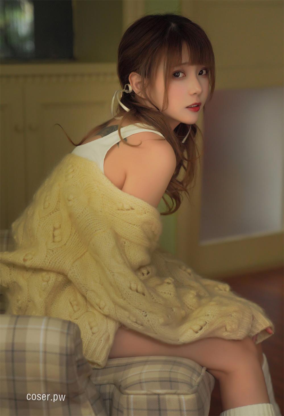 凛子酱个人介绍，独特风格称霸二三次世界-1