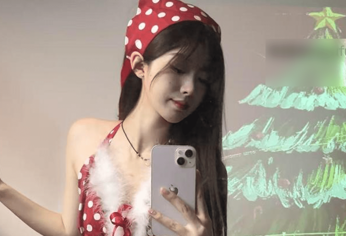 倩倩-个人简介，黑·丝兔女郎写真合集-1