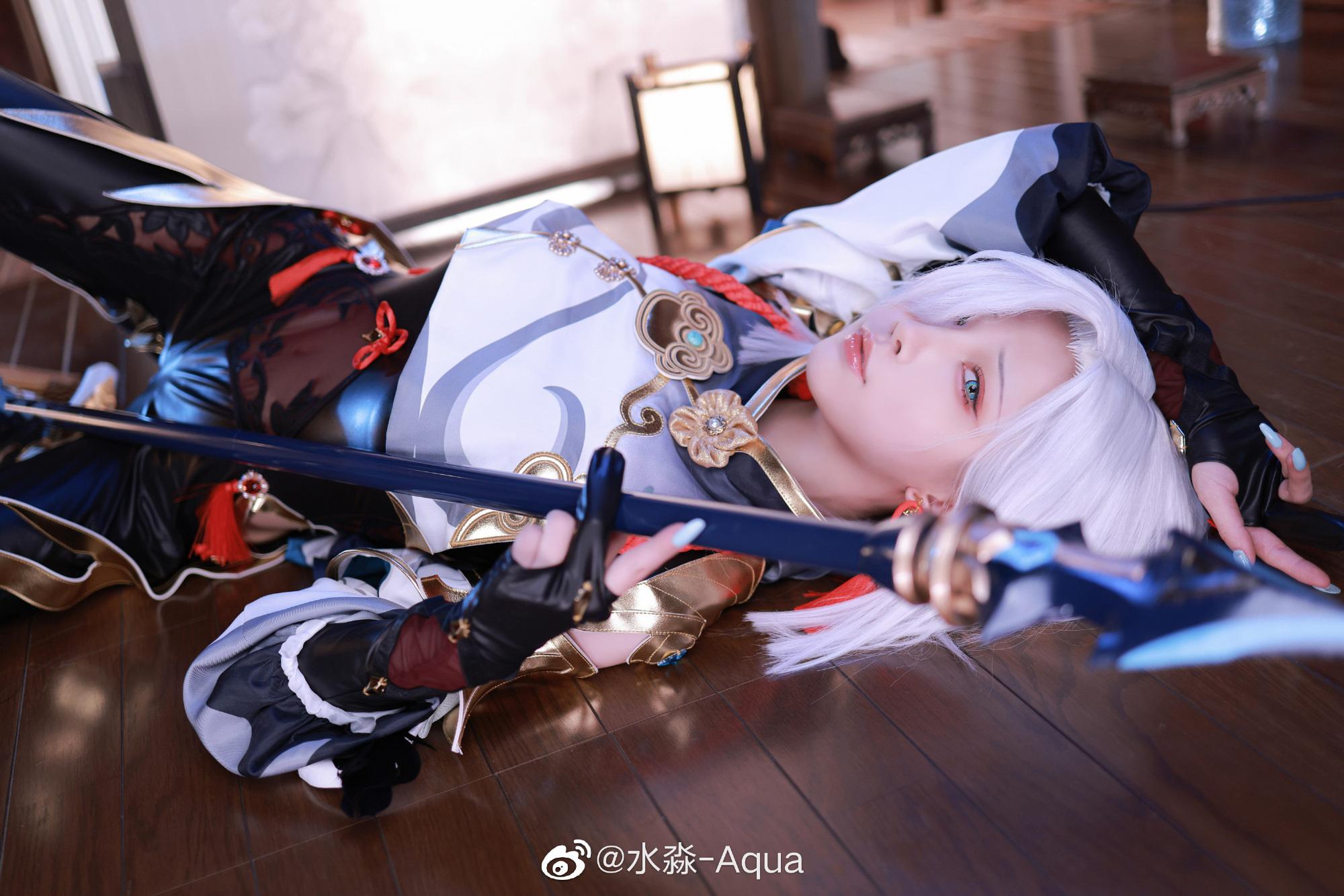 水淼Aqua《原神》申鹤COS 17张真人图-13 水淼Aqua《原神》申鹤COS 17张真人图-13