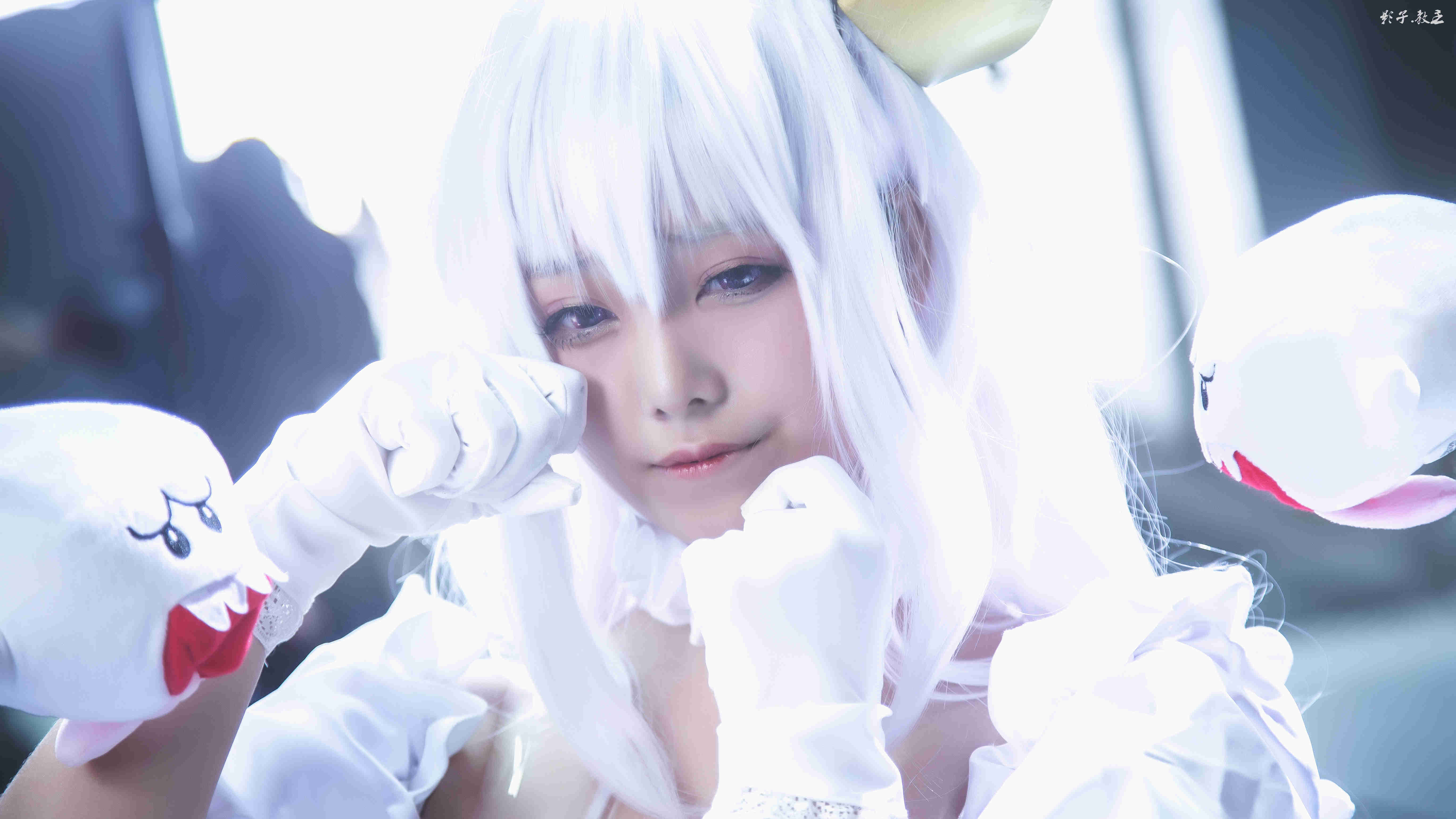 《漫展里的幽灵姬真人COS（CN：蜜汁猫裘）》-2