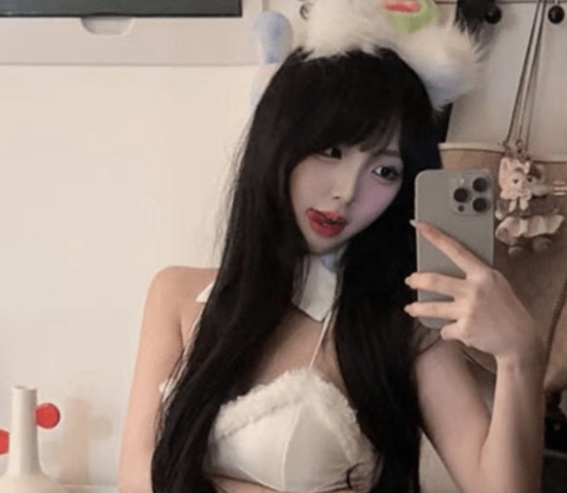 抖音童锣烧个人简介，高清女仆装超迷人-2