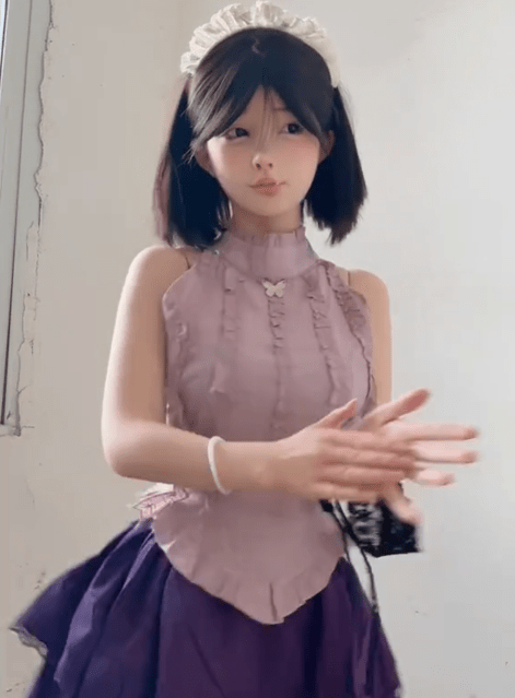 白璃怕疼：美颜滤镜下的真实与可爱-1