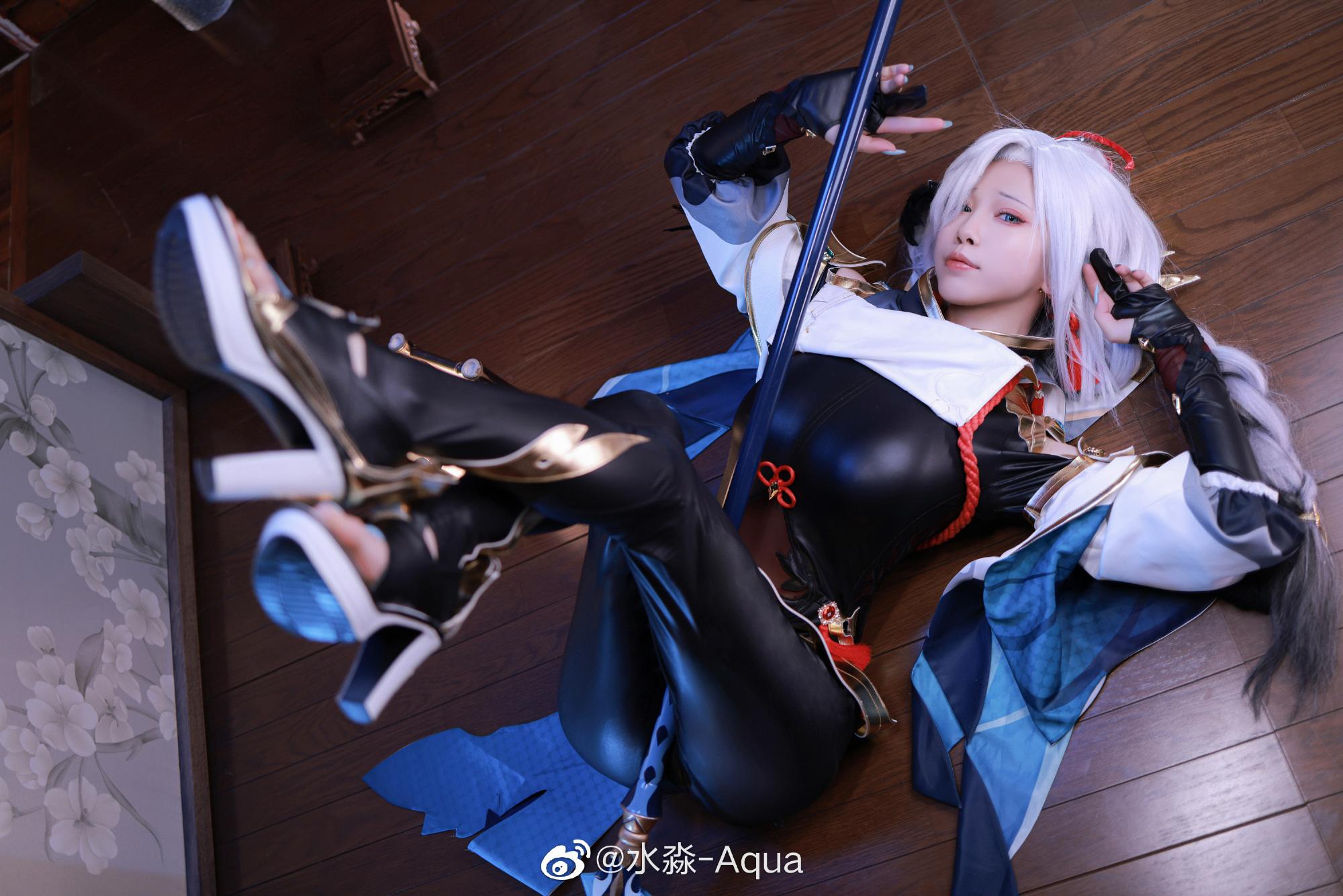水淼Aqua《原神》申鹤COS 17张真人图-14 水淼Aqua《原神》申鹤COS 17张真人图-14