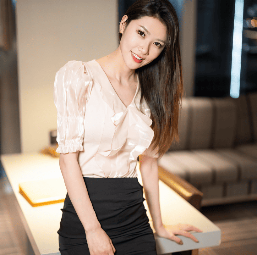 秀人网方子萱个人介绍《居家女友的视觉体验》-2