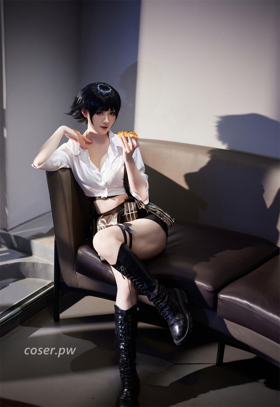 yui金鱼介绍及图包：二次元世界的璀璨明珠-1