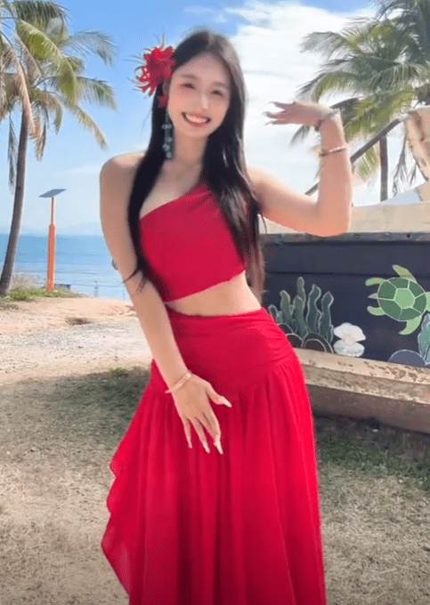 无关关子觅圈,火辣时尚性感,美照尽展无限魅力!-2 无关关子觅圈,火辣时尚性感,美照尽展无限魅力!-2