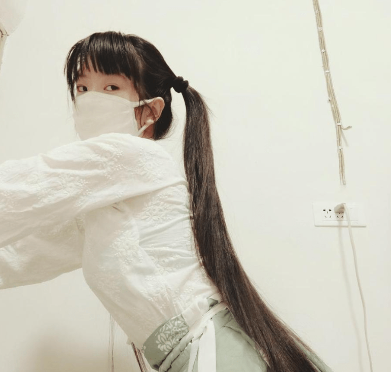 西尔酱金鱼和服照片，究竟有什么特别之处呢-1