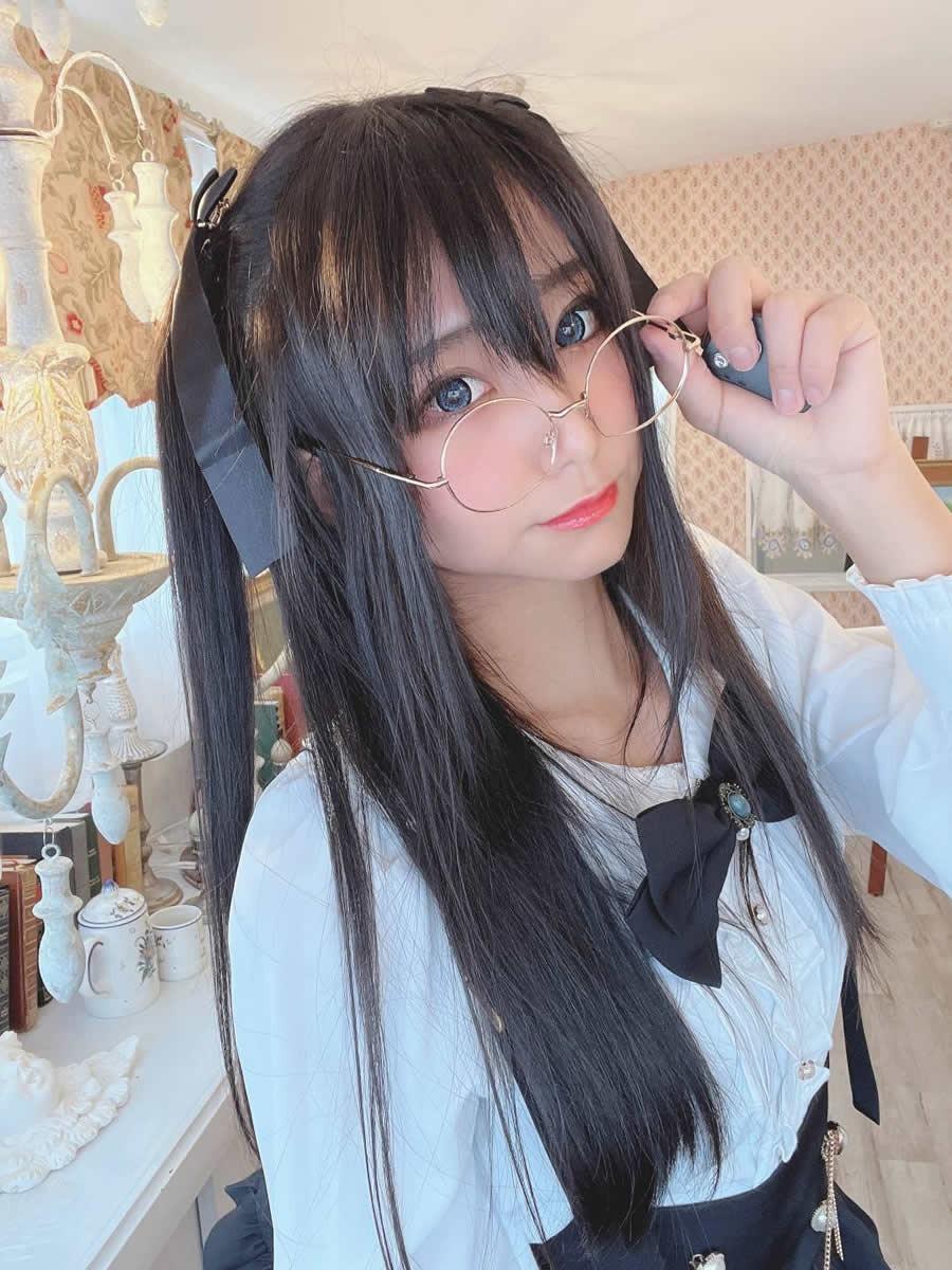 邻国妹纸柳丸coser一字马图片欣赏，动作绝美-1