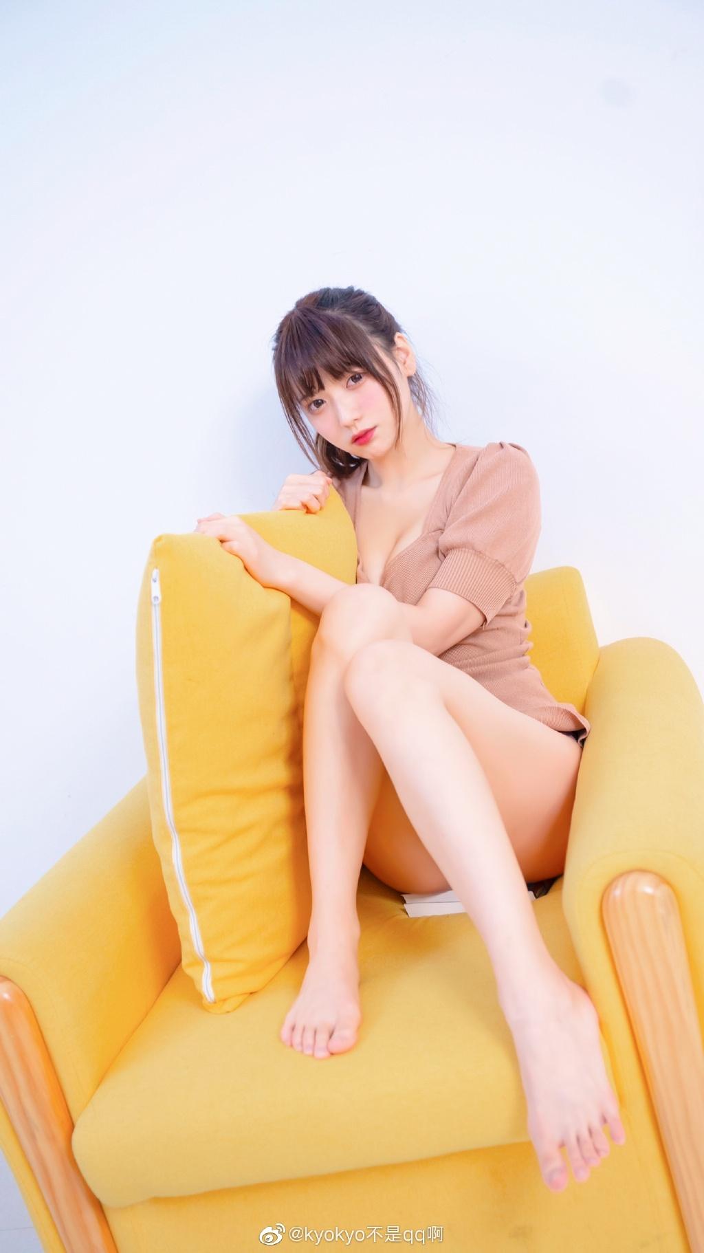 汉堡王kyokyo个人介绍，高品质coser图集一览-1