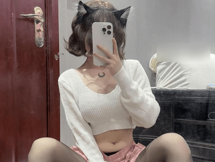 小瞳个人简介，岛遇可爱俏皮的少女风！-3