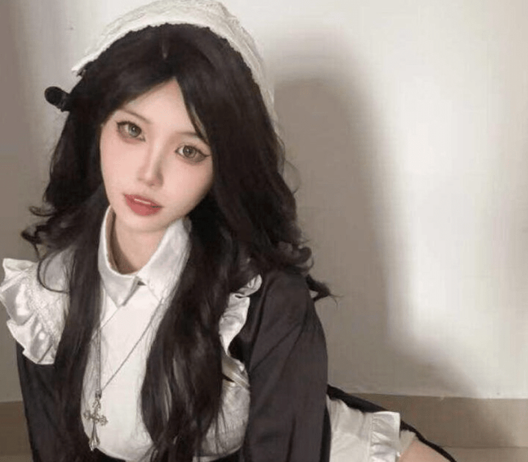 抖音小哭包岛遇系列89张高清写真+22支短视频合集-1