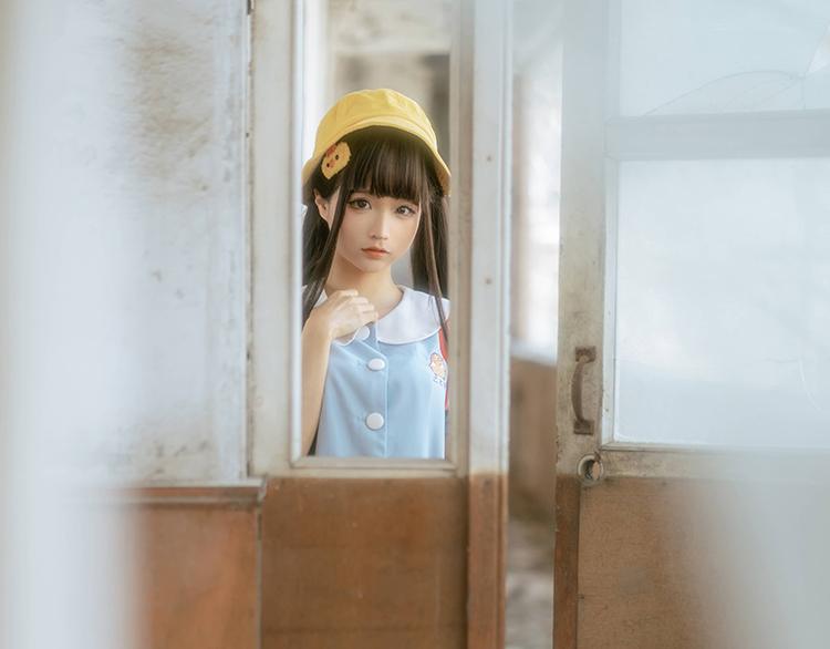 蠢沫沫Cosplay《小黄帽》主题摄影图片欣赏-9 蠢沫沫Cosplay《小黄帽》主题摄影图片欣赏-9