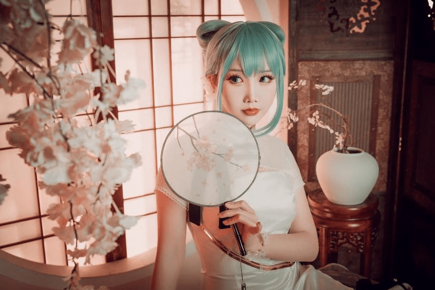 《面饼仙儿新图，cosplay魅力沉迷其中》-1