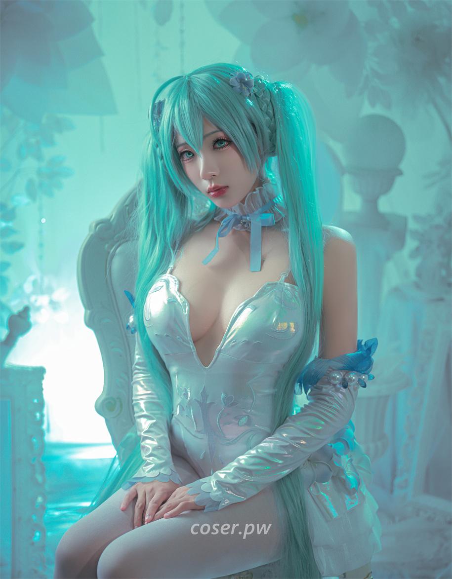 Yuli暮暮介绍，附相关cosplay图片在线看-1