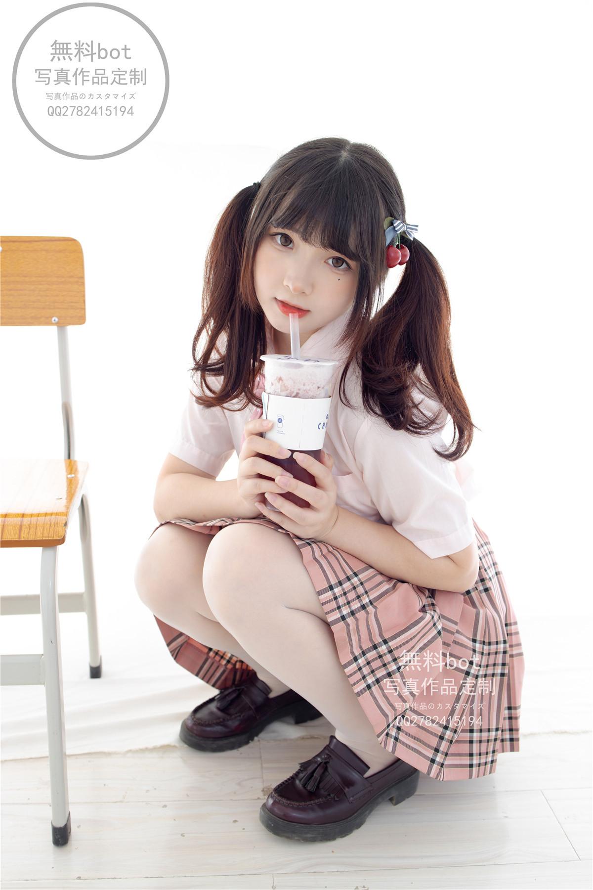 古川kagura个人简介高清图片,纯白空间超美!-3 古川kagura个人简介高清图片,纯白空间超美!-3