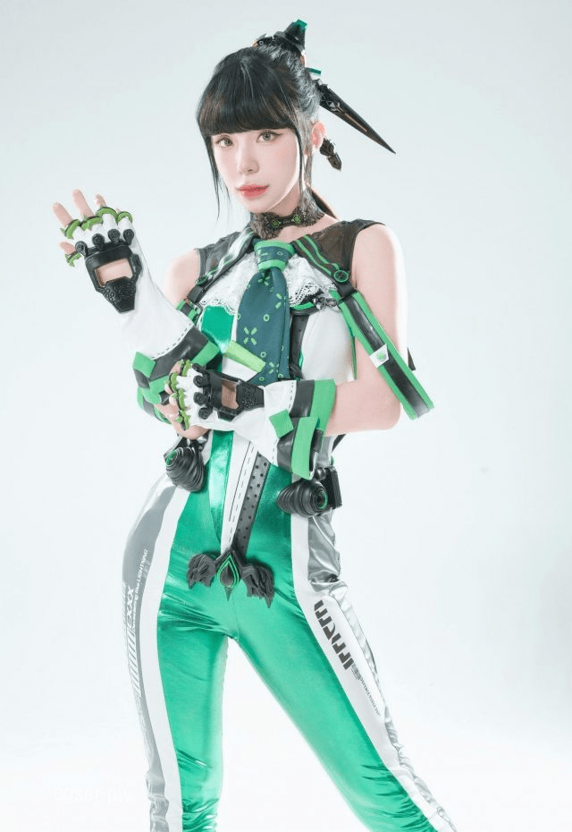 韩国李多惠COSPLAY《剑星Stellar Blade》异星战士伊芙-2