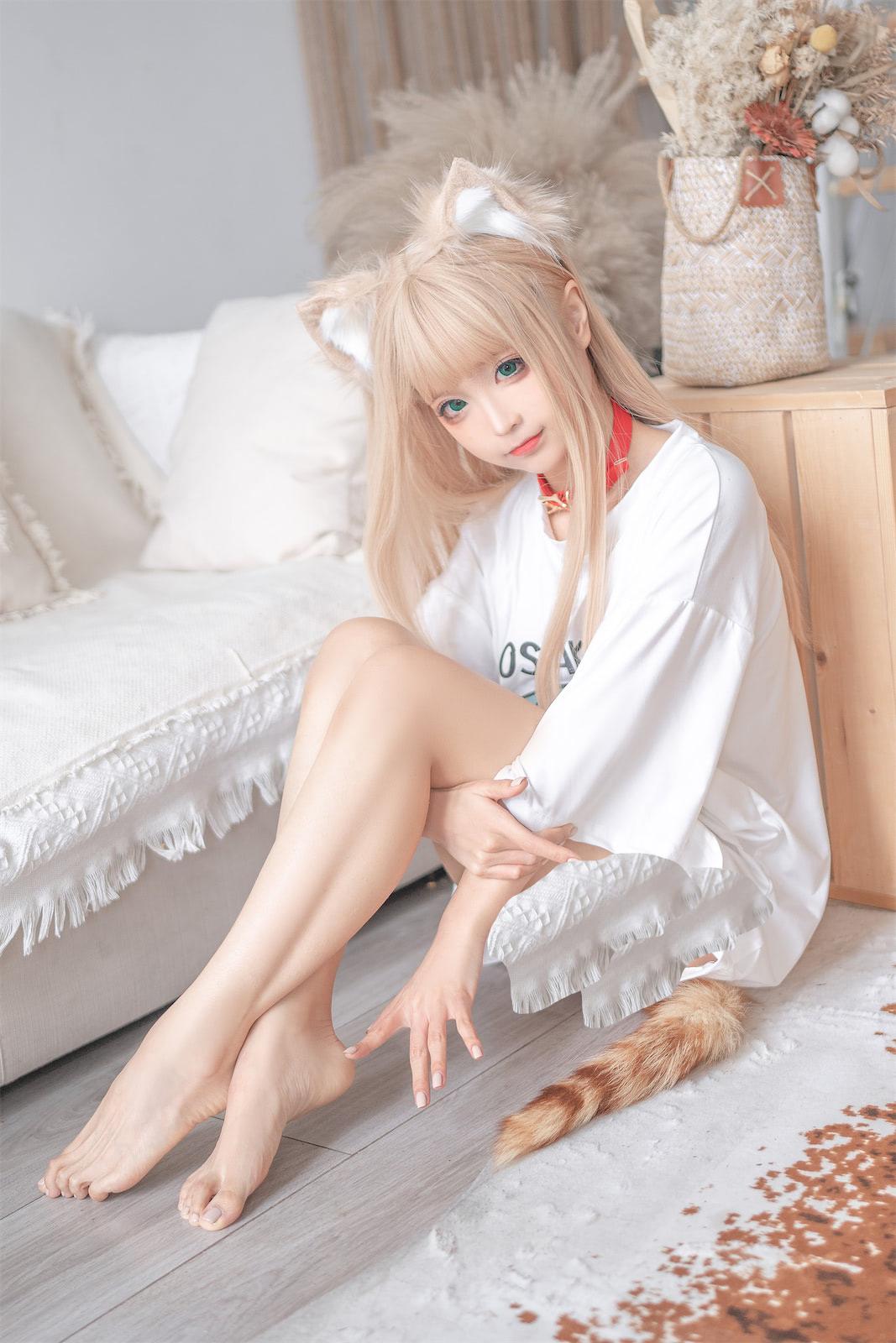 邻家性感可爱的小猫咪·黄豆粉(CN:蠢沫沫)-1 邻家性感可爱的小猫咪·黄豆粉(CN:蠢沫沫)-1