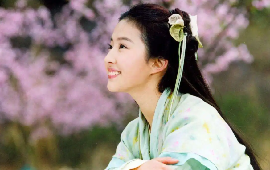 14岁童星拍国风cos多绝 美成了神仙姐姐刘亦菲？-1