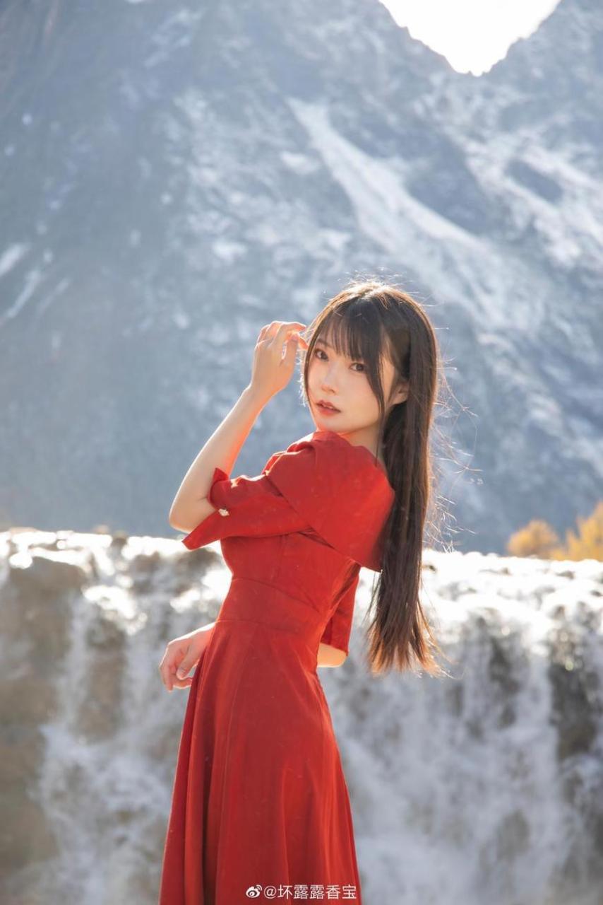香草喵露的更新合集:绝美少女的精彩cos之旅 香草喵露的更新合集:绝美少女的精彩cos之旅