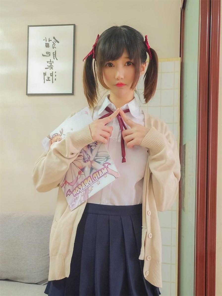 拍摄技巧独到的nagesa魔物喵照片,让你发现魔物的不同侧面。 拍摄技巧独到的nagesa魔物喵照片,让你发现魔物的不同侧面。