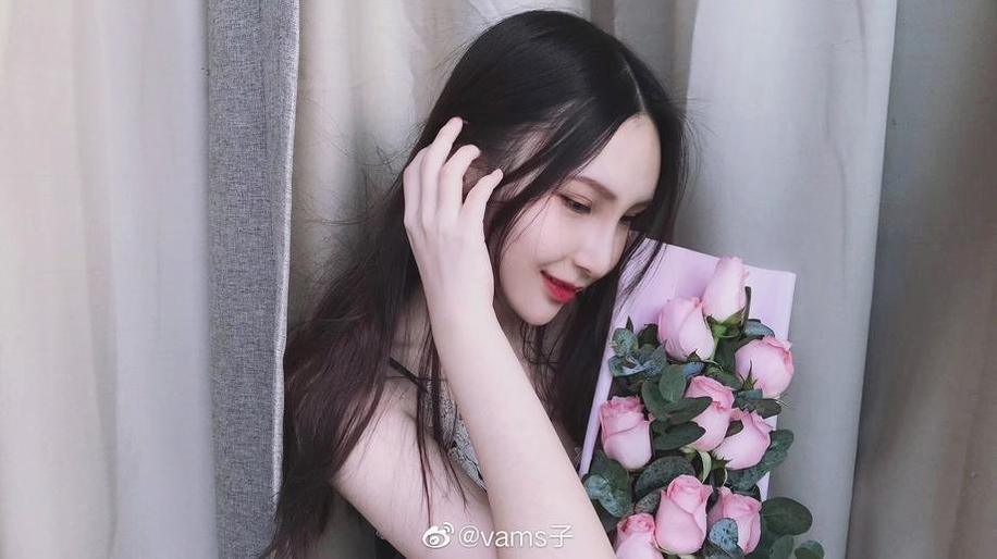 Vams子个人资料:摄影照片合集,呈现我对cos的独特解读 Vams子个人资料:摄影照片合集,呈现我对cos的独特解读