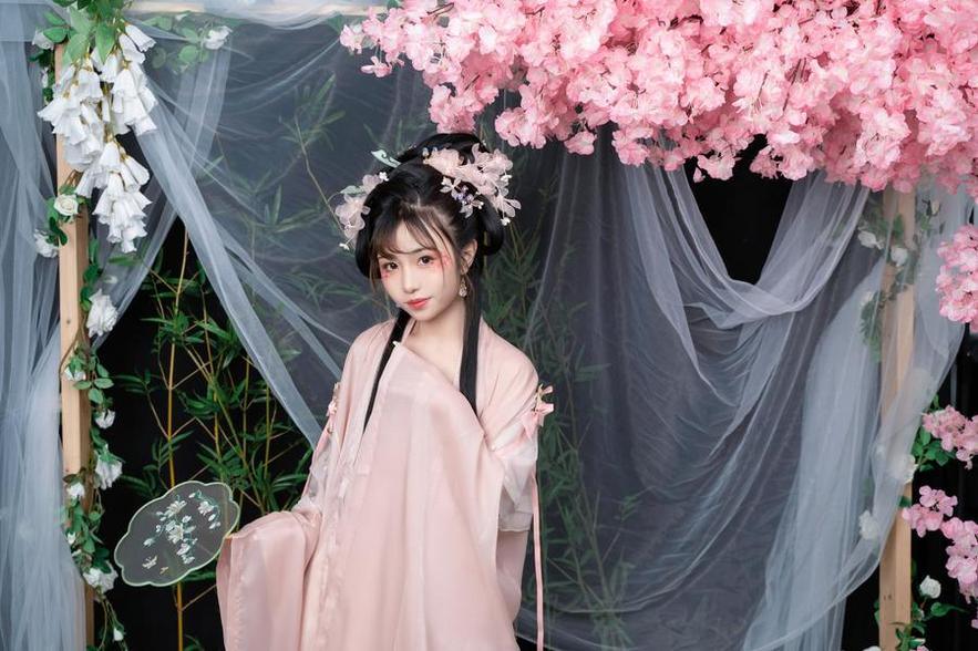 爆机喵小吉尼尔：摄影大师的照片艺术