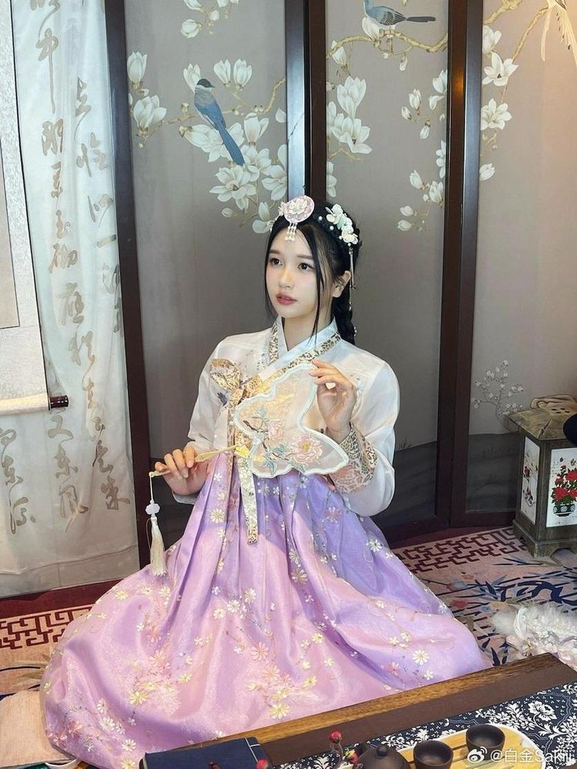 白金Saki泳装精选摄影作品,每一张都是艺术 白金Saki泳装精选摄影作品,每一张都是艺术