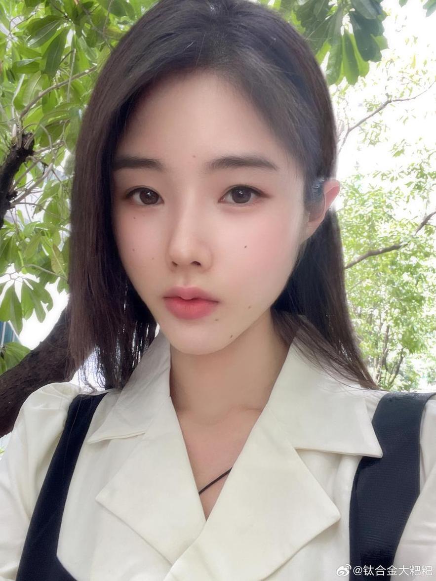 精品摄影街拍大放送,钛合金titi网盘资源为你搜罗最时尚的街头style 精品摄影街拍大放送,钛合金titi网盘资源为你搜罗最时尚的街头style