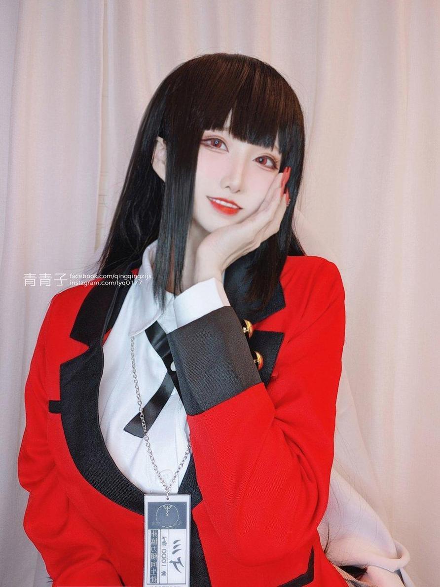 青青子js白色星辰的cosplay合集系列,完美诠释角色的魅力与个性。 青青子js白色星辰的cosplay合集系列,完美诠释角色的魅力与个性。