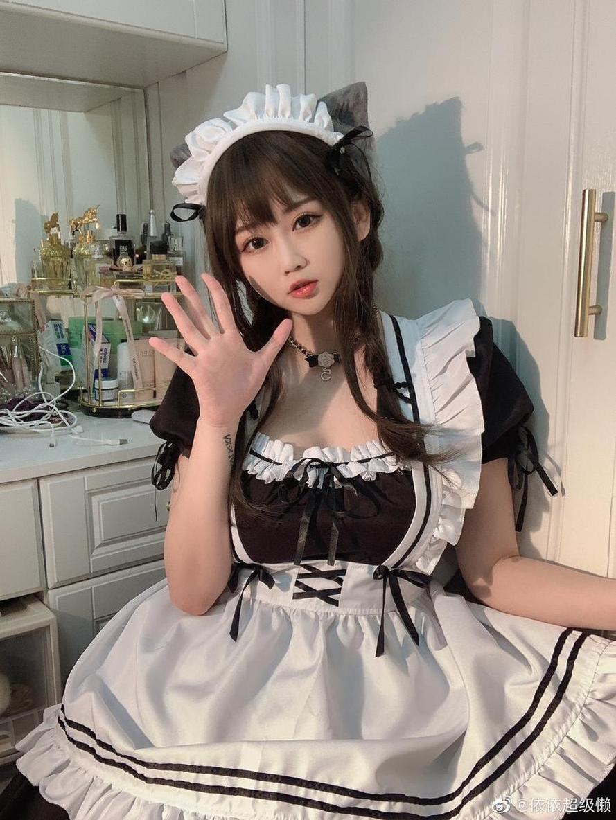 美艳动人的coser，是依酱吖冬季女友精选照片分享