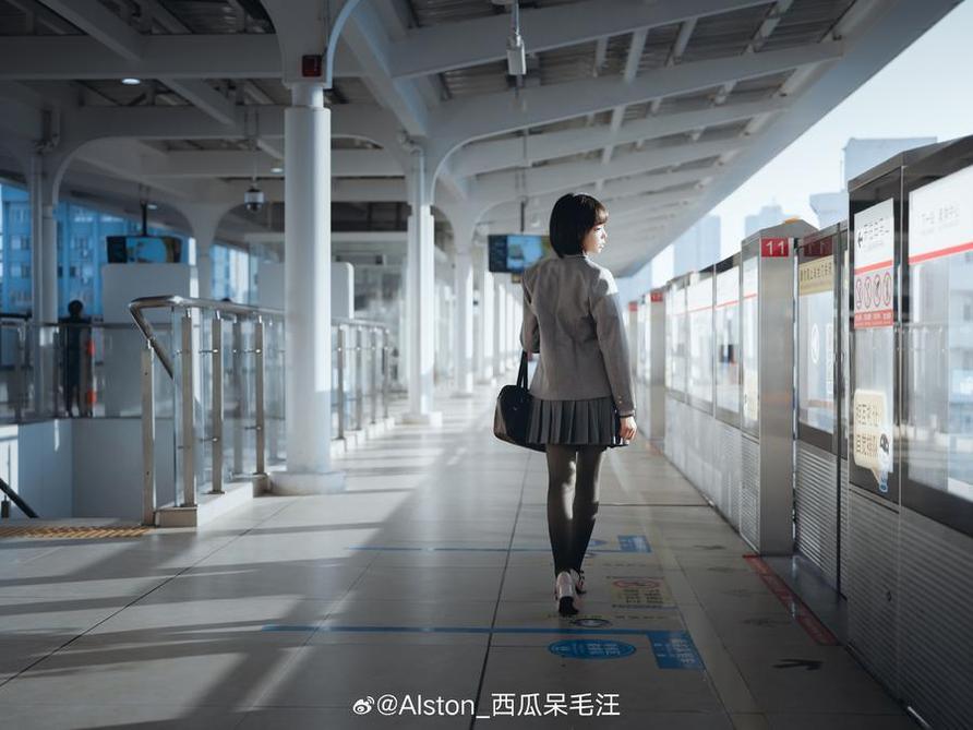 跟随《西瓜呆毛汪微博》摄影师,一起探索超高清原图的美妙之处 跟随《西瓜呆毛汪微博》摄影师,一起探索超高清原图的美妙之处