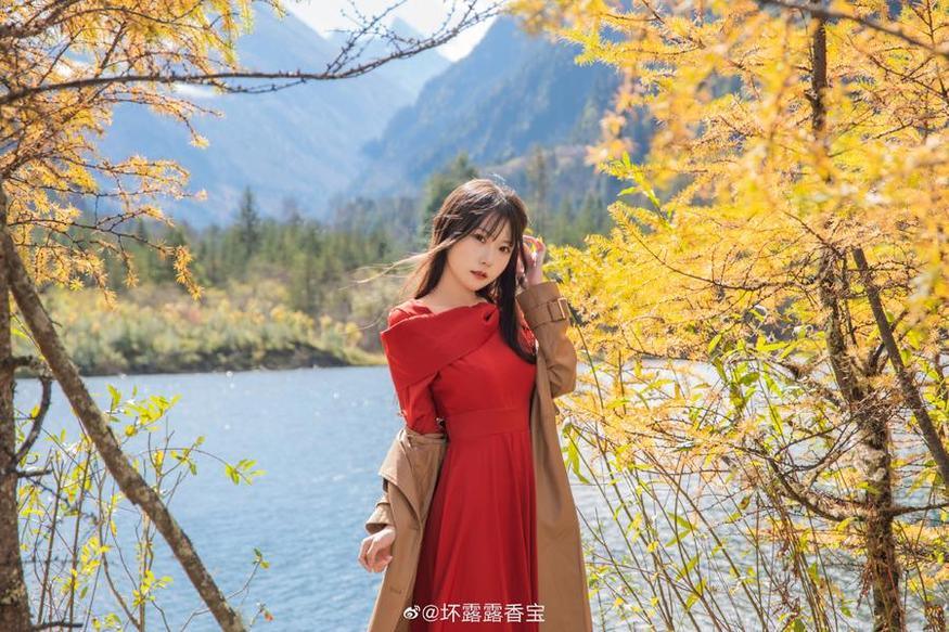 香草喵露露粉色运动,唯美美图,赏析视觉艺术的魅力。 香草喵露露粉色运动,唯美美图,赏析视觉艺术的魅力。